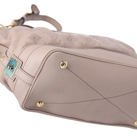 Louis Vuitton Monogram Mahina Leather Stellar PM Bag Poudre - Picture 7 of 8